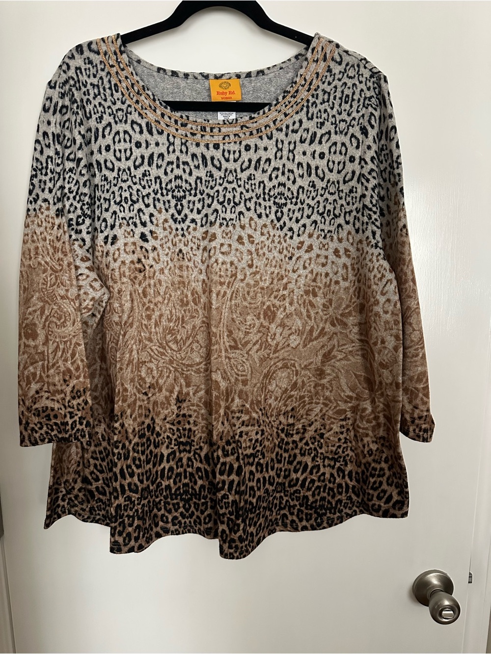 Ruby Rd. Taupe and Black Ombre Animal Print Scoop Neck Tunic Size 2x LIKE NEW